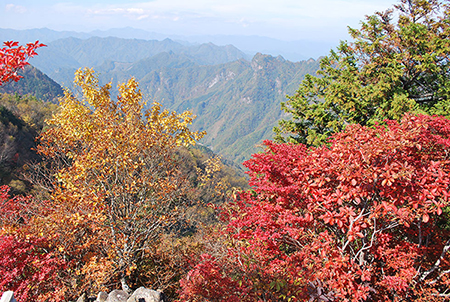 両神山（イメージ）