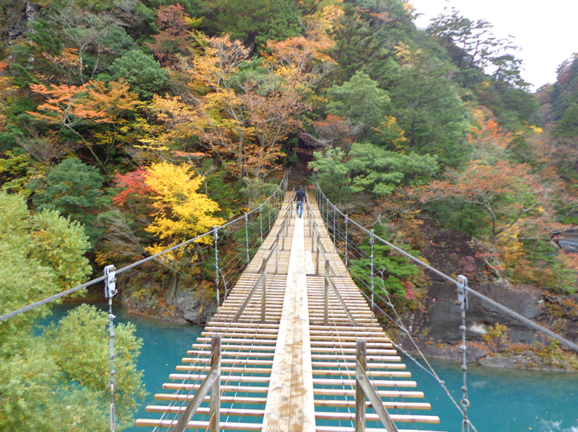 寸又峡「夢のつり橋」