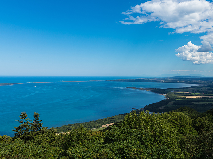 日本の魅力を探そう サロマ湖 近畿日本ツーリスト Go To トラベルキャンペーンで北海道 東北の笑顔 元気になれるスポットへ行こう 近畿日本ツーリスト