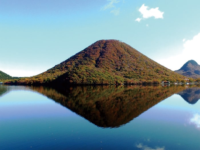榛名富士・榛名湖　写真提供：榛名観光協会