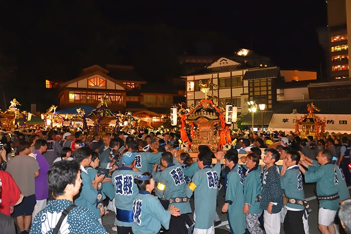 白根神社