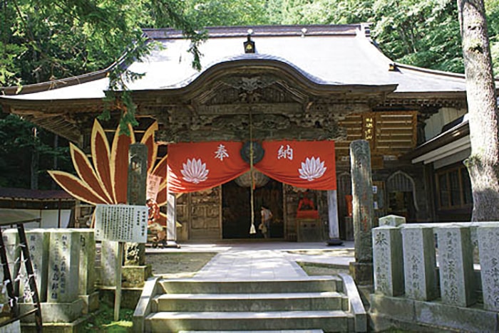 迦葉山龍華院