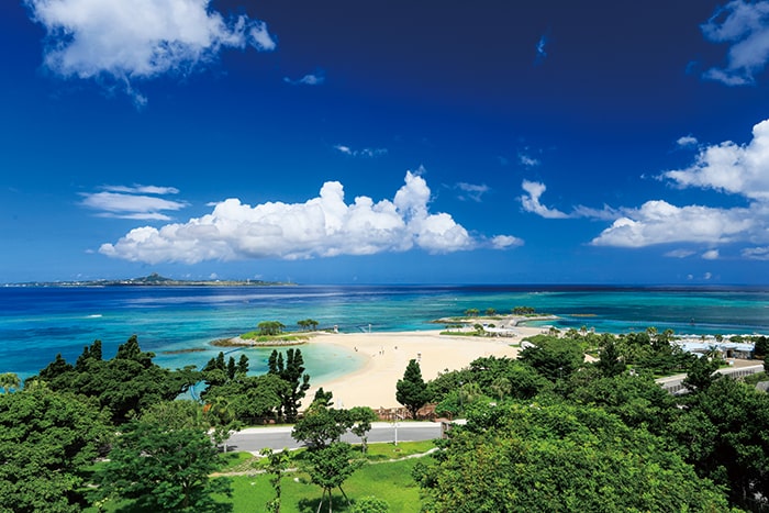 国営沖縄記念公園（海洋博公園）：エメラルドビーチ