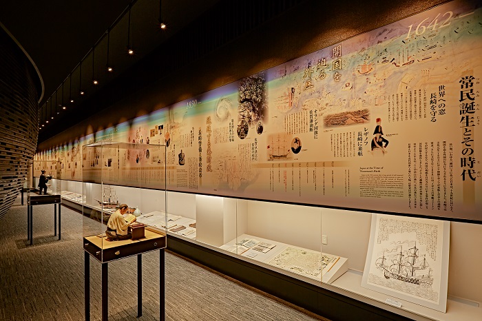 展示室　写真提供：佐賀市 歴史・文化課