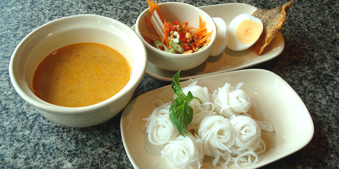 アジアはやっぱりごはんがウマイ！東南アジアの名物麺料理5選【タイ・ベトナム・マレーシア・シンガポール・インドネシア】