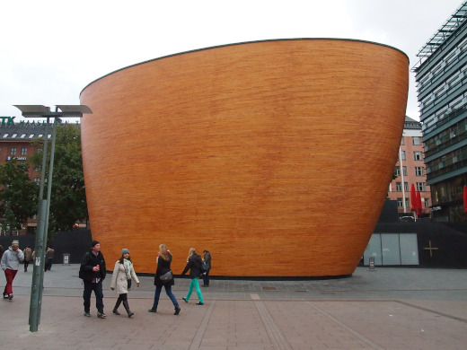 ナリンッカ広場にある謎の建物