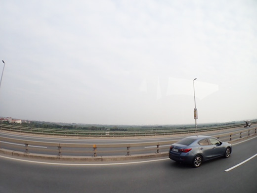 高速道路の景色