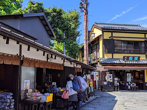 菓子屋横丁