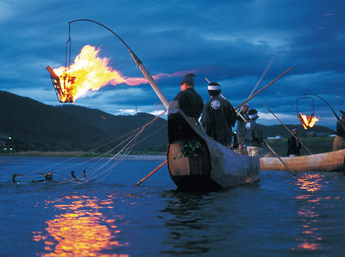 伝統漁法のぎふ長良川の鵜飼を楽しむ！ ぎふ長良川の鵜飼観賞付宿泊