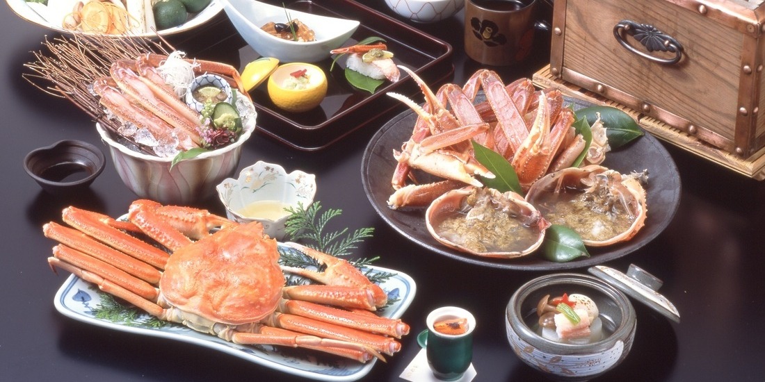 かにやふぐなどの冬の美食を味わう料理自慢の宿19選 高級旅館・高級ホテル「Blue Planet」│近畿日本ツーリスト