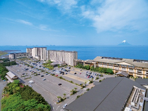 龍宮城スパ・ホテル三日月 全景