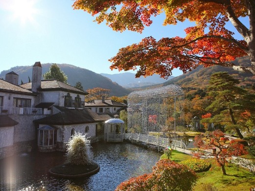 箱根ガラスの森美術館